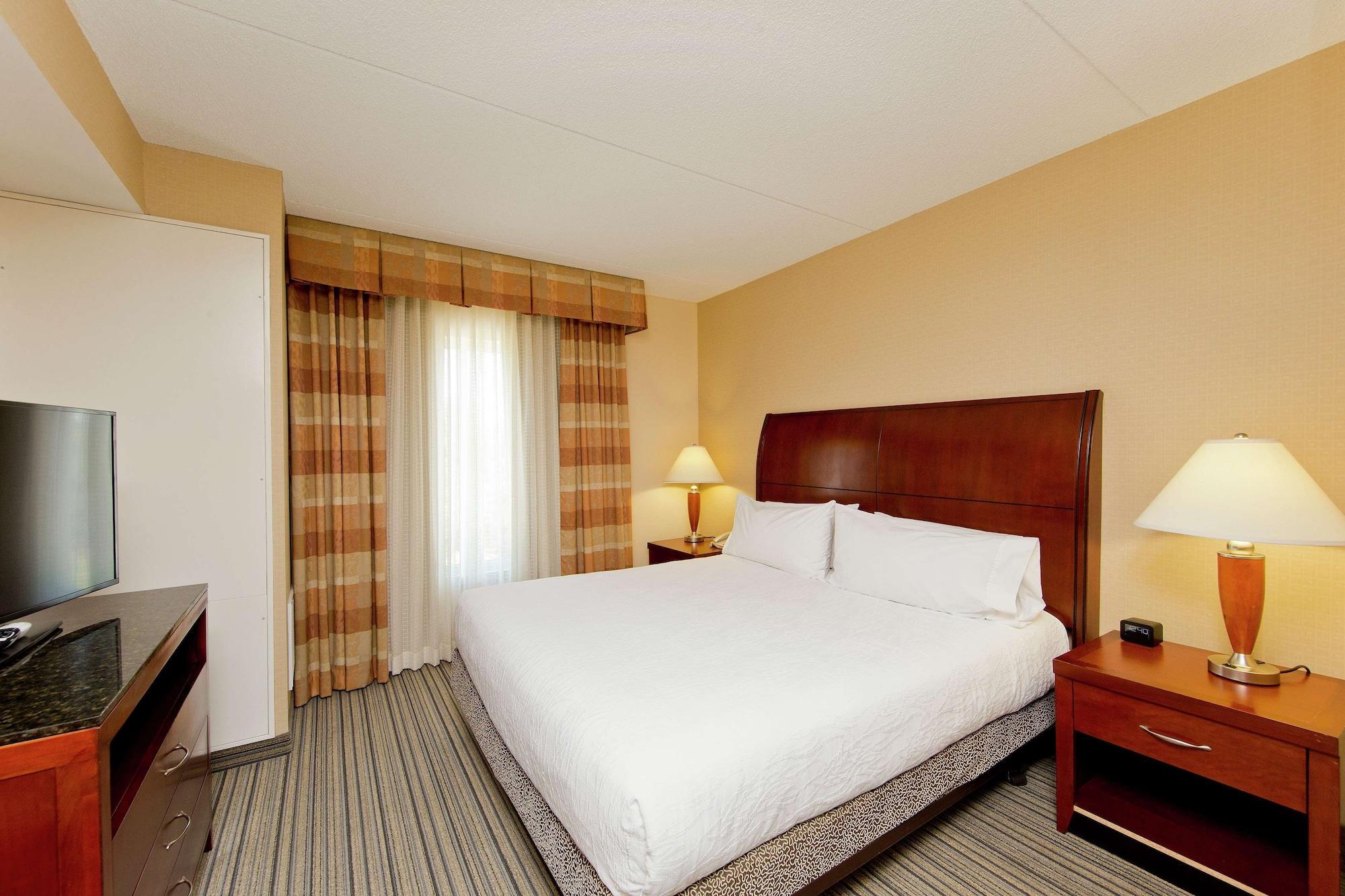 Hilton Garden Inn Winchester Exterior photo