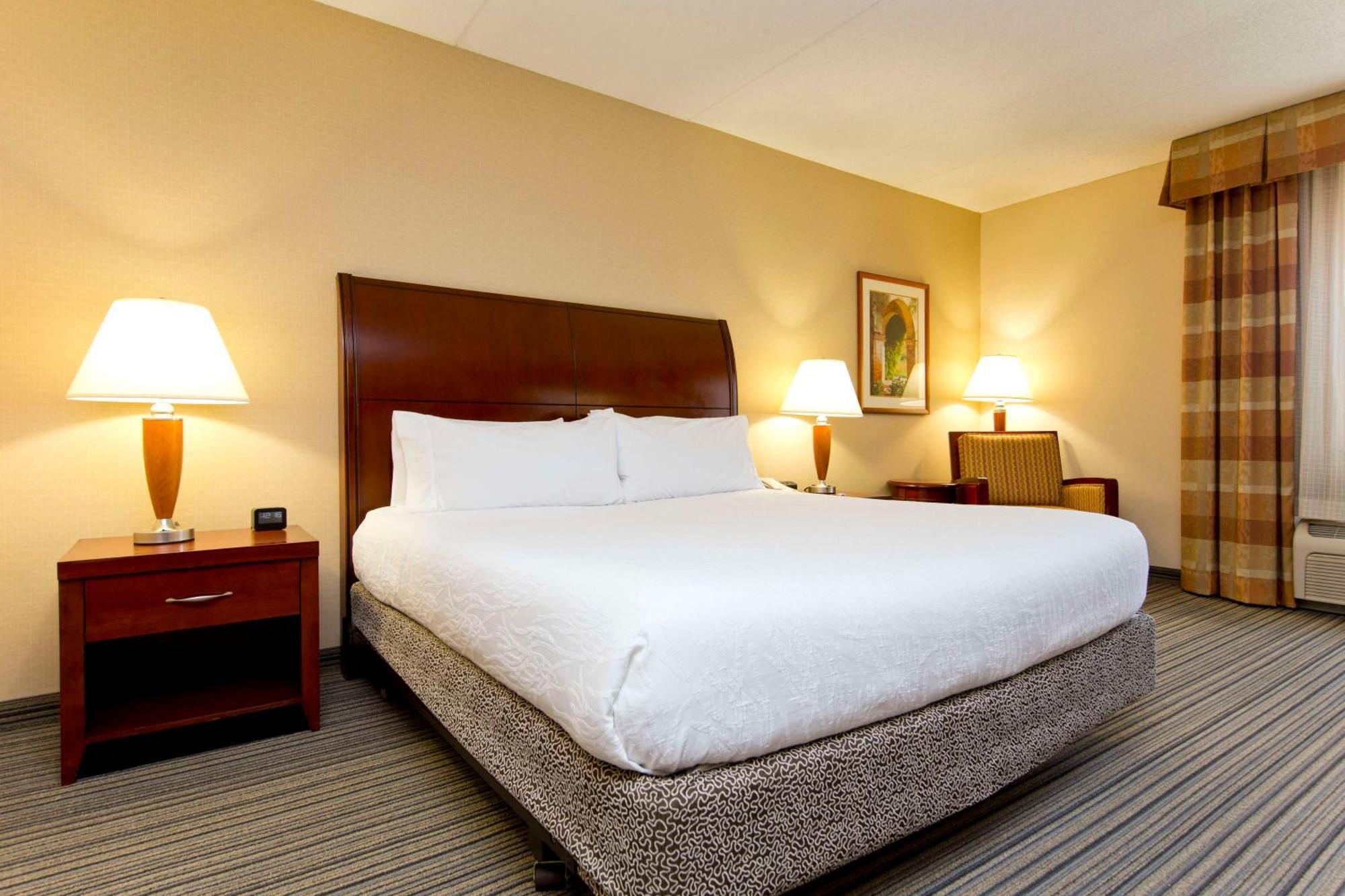 Hilton Garden Inn Winchester Exterior photo