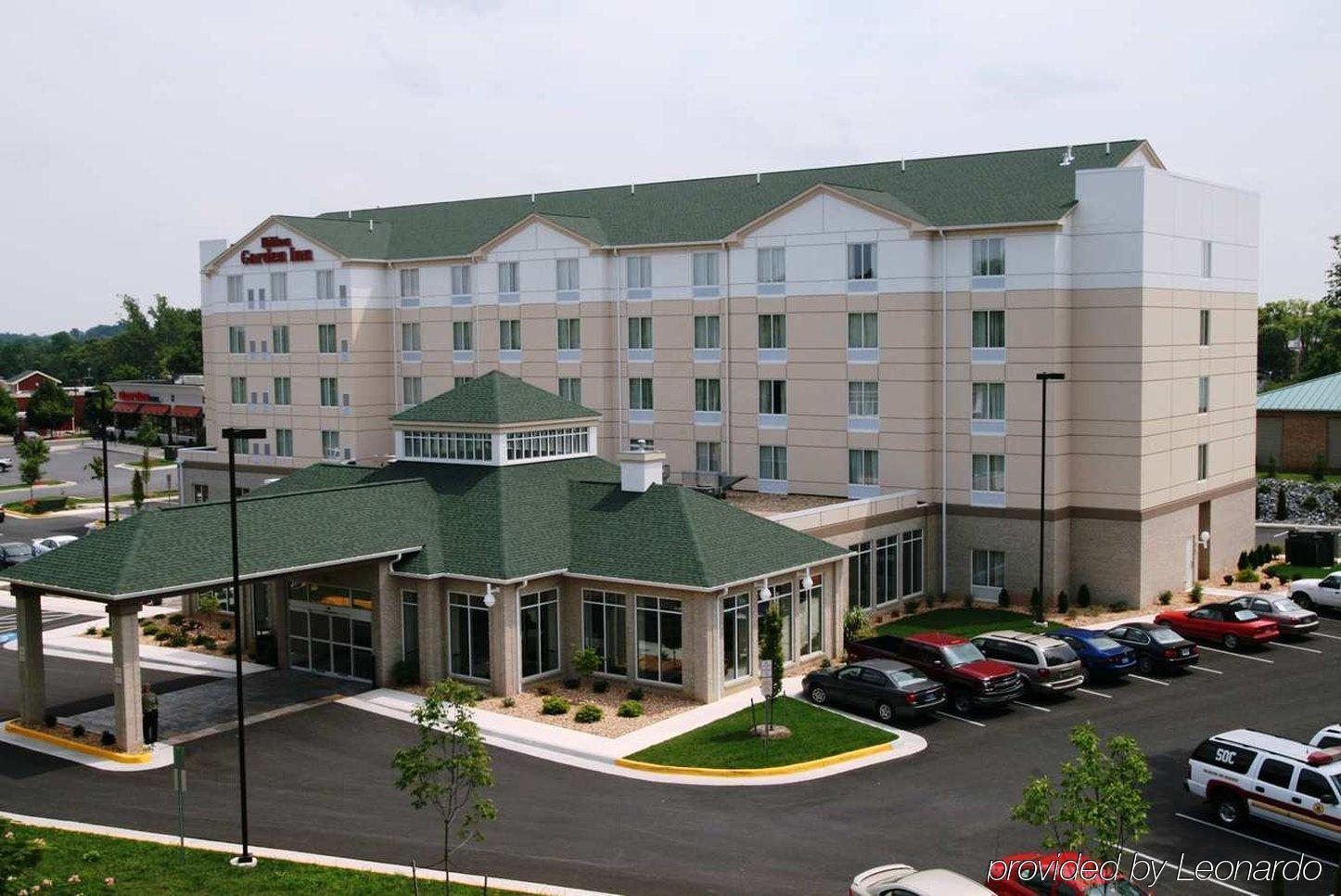 Hilton Garden Inn Winchester Exterior photo