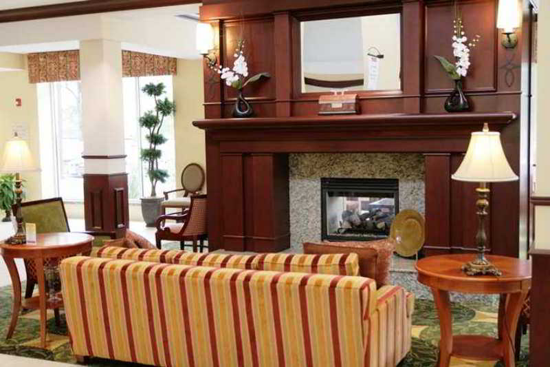 Hilton Garden Inn Winchester Exterior photo